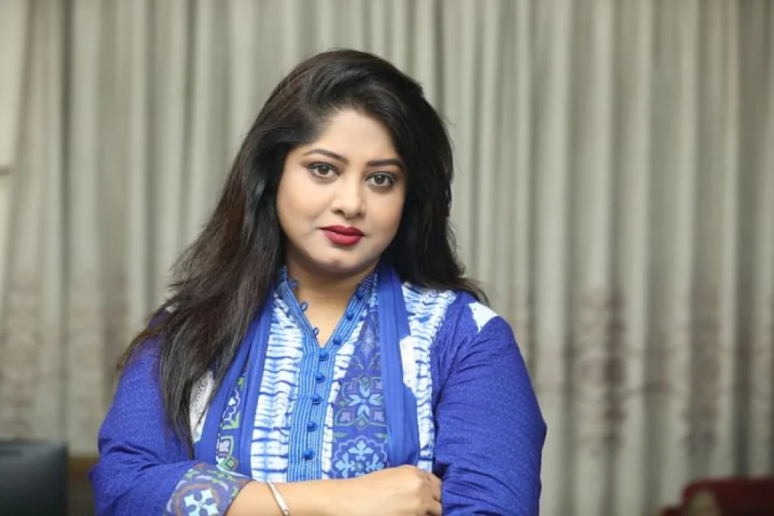 অভিনয়ে ফিরলেন মৌসুমী