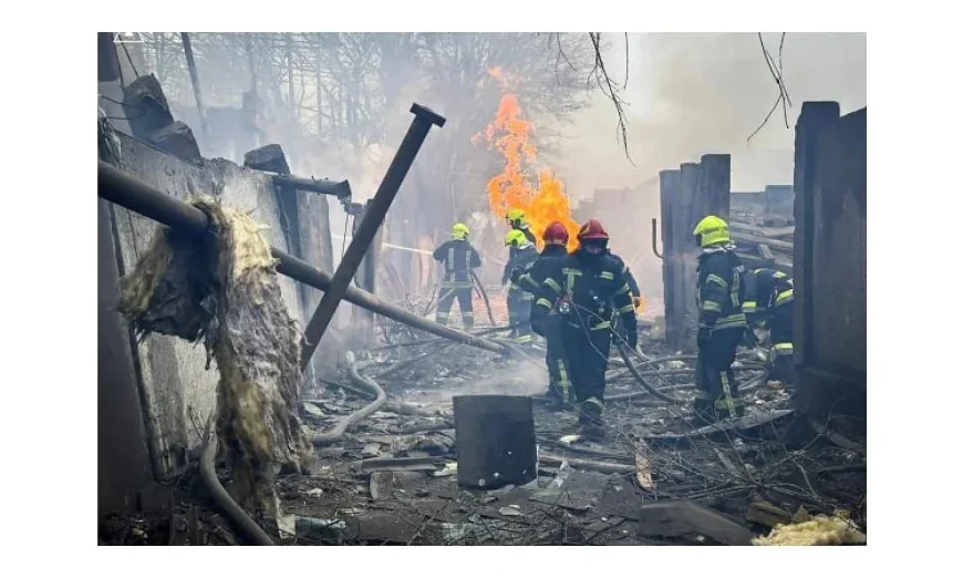 ইউক্রেনের দক্ষিণে রাশিয়ার হামলায় নিহত ১