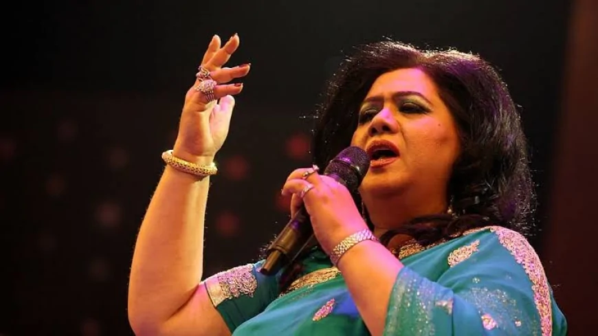 বন্যার্তদের পাশে দাঁড়াতে গাইবেন রুনা লায়লা