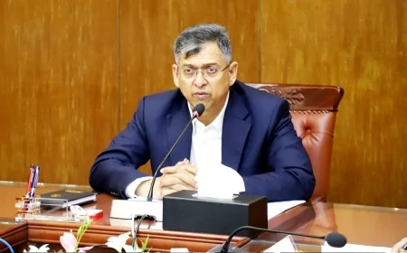 সমঝোতার ভিত্তিতেই সংবিধান সংস্কার চায় সরকার: স্বরাষ্ট্রমন্ত্রী