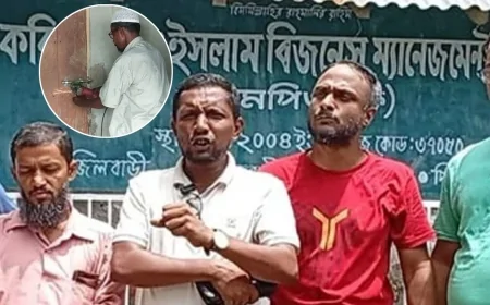 দীর্ঘ ১৬ বছর পর তালা ভেঙে কলেজে প্রবেশ করলেন অধ্যক্ষ