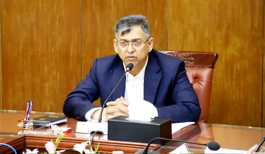 সমঝোতার ভিত্তিতেই সংবিধান সংস্কার চায় সরকার: স্বরাষ্ট্রমন্ত্রী