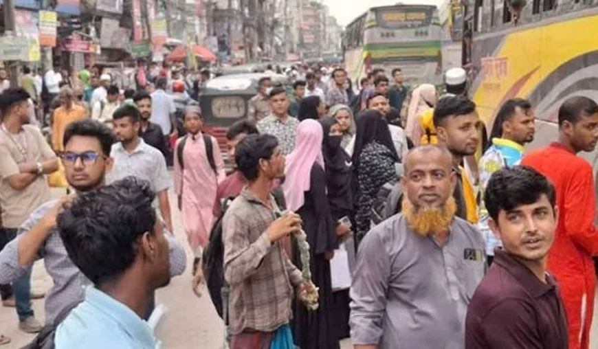 টানা ছুটিতে ঘরমুখো মানুষের ঢল, মহাসড়কে ভোগান্তি