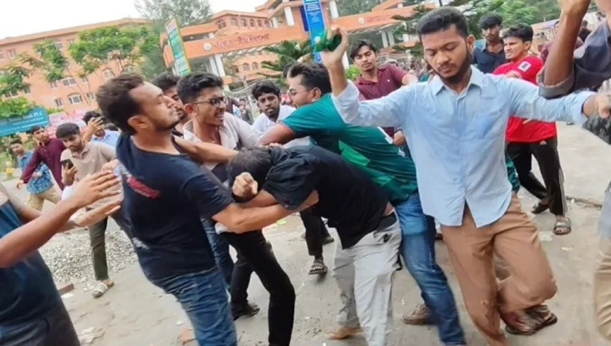 বরিশাল বিশ্ববিদ্যালয়ে শিবির-ছাত্রদল সংঘর্ষ