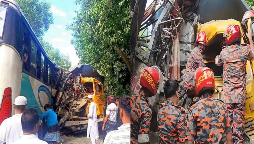 চাঁদপুরে বাস-ট্রাক মুখোমুখি সংঘর্ষে নিহত ৩, আহত ১৫
