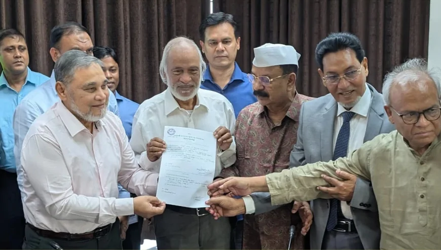 রাষ্ট্রপতি পদে মির্জা ফখরুলের পক্ষে মনোনয়নপত্র জমা