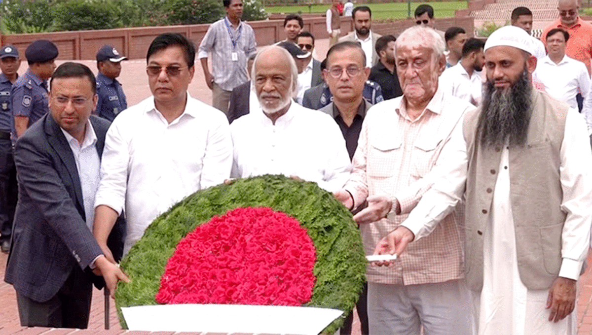 জাতীয় স্মৃতিসৌধে শ্রদ্ধা জানালেন নবনিযুক্ত মন্ত্রী ও প্রতিমন্ত্রীরা