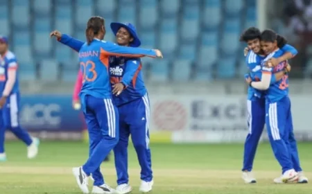 এশিয়া কাপ ট্রফি বিতর্কে নাকভির পাশে মোহাম্মদ ইউসুফ
