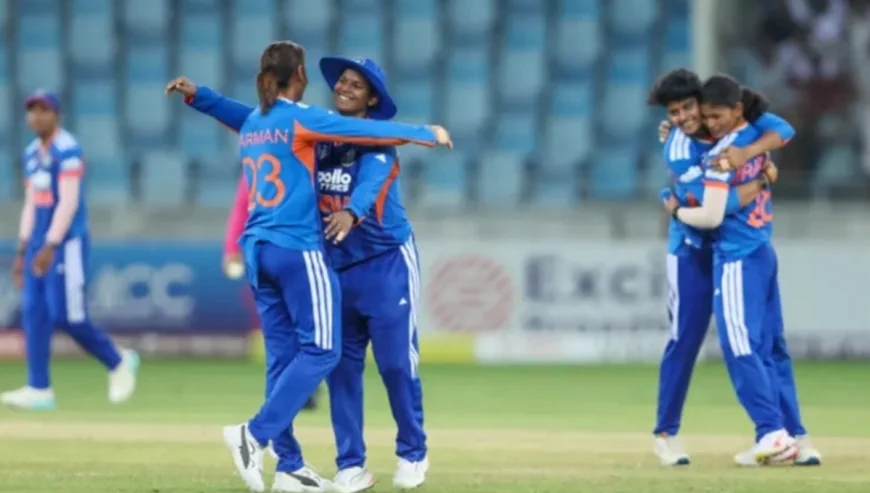এশিয়া কাপ ট্রফি বিতর্কে নাকভির পাশে মোহাম্মদ ইউসুফ