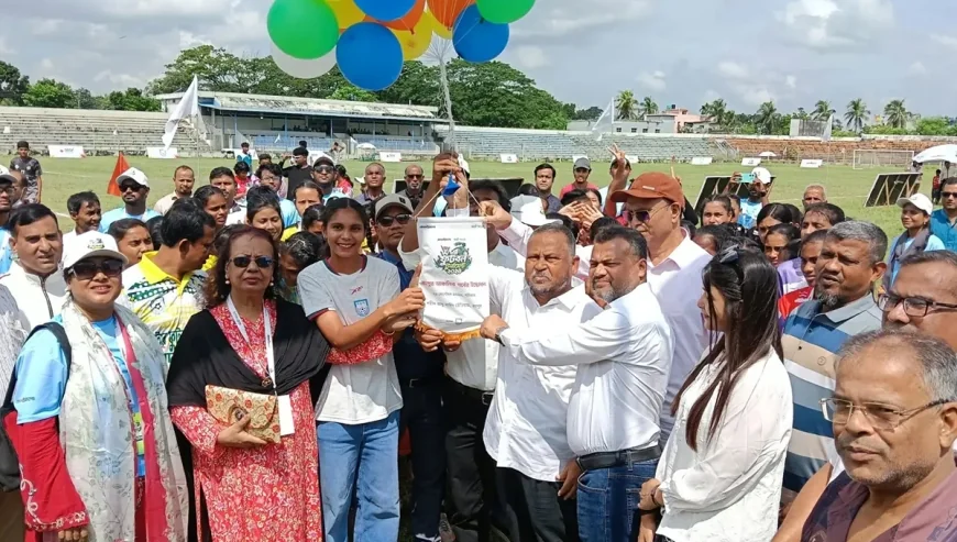 রংপুরে শুরু ‘প্রথম আলো-স্টার নিউজ নারী ফুটবল টুর্নামেন্ট
