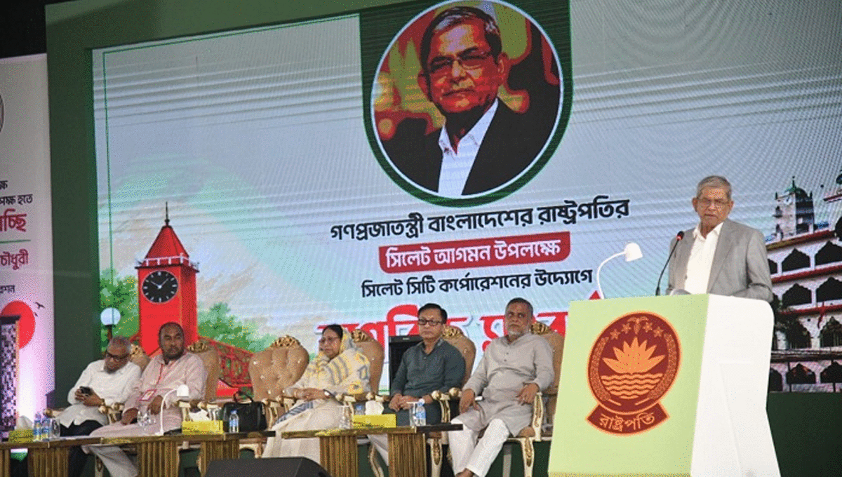 গণতন্ত্রকে রক্ষা করাই এখন আমাদের সবচেয়ে বড় কাজ: রাষ্ট্রপতি