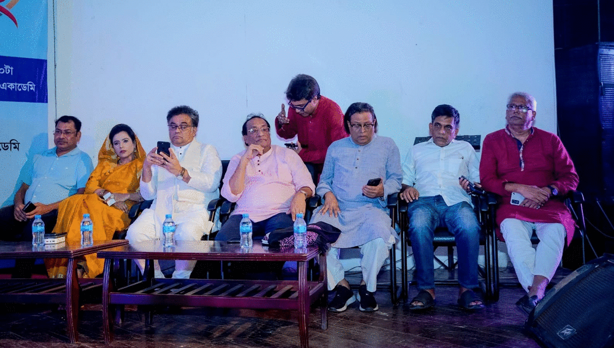 ‘প্রেরণায় নজরুল, চেতনায় জুলাই’ -জাতীয় আবৃত্তি পরিষদের আয়োজনে মনোজ্ঞ আবৃত্তি ও আলোচনা