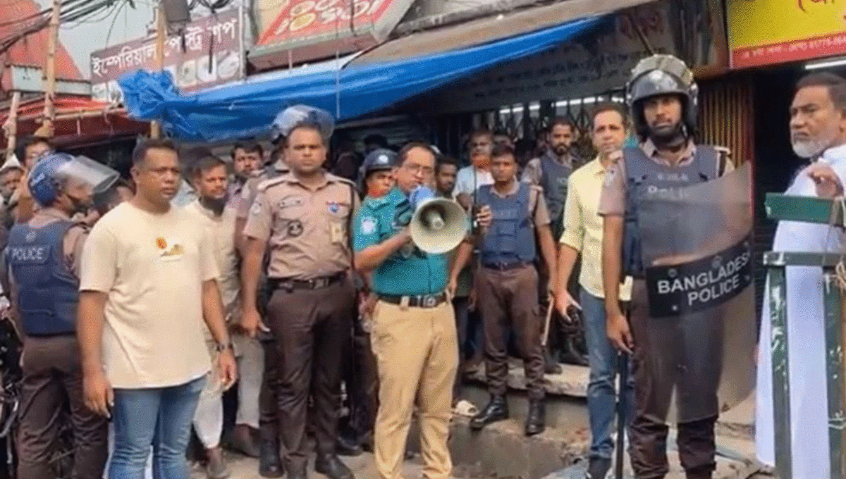 জাসদ কার্যালয়ে গোপন বৈঠকের অভিযোগ, আ.লীগ সন্দেহে অর্ধশতাধিক আটক