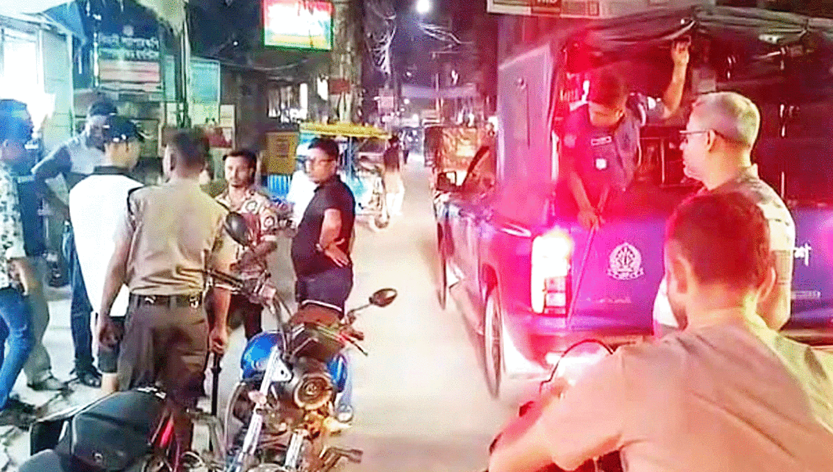 কুমিল্লায় আবারও কিশোর গ্যাংবিরোধী অভিযান, আটক ২৫৪