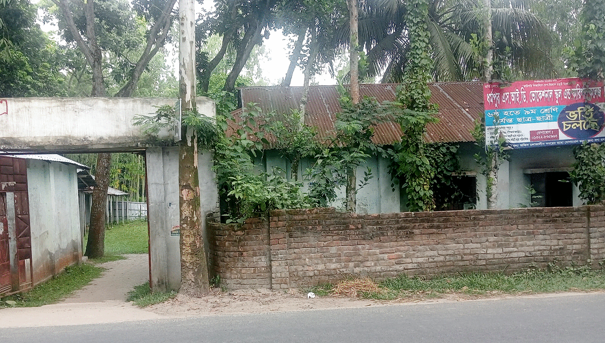 উত্তরপত্রে সাদা কাগজ কাণ্ড: চার বিষয়ে শূন্য পেয়ে বোর্ড চ্যালেঞ্জে পাস