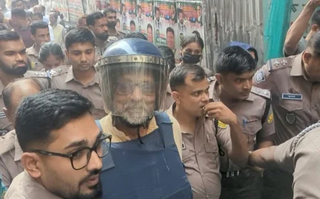 আখতারুজ্জামানকে কারাগারে পাঠানোর নির্দেশ, আদালতকক্ষে হট্টগোল