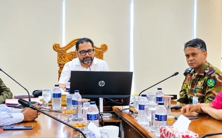কক্সবাজারের উন্নয়ন পরিকল্পনা নিয়ে প্রতিমন্ত্রীর মতবিনিময়, প্রকল্প পরিদর্শন ও বৃক্ষরোপণ