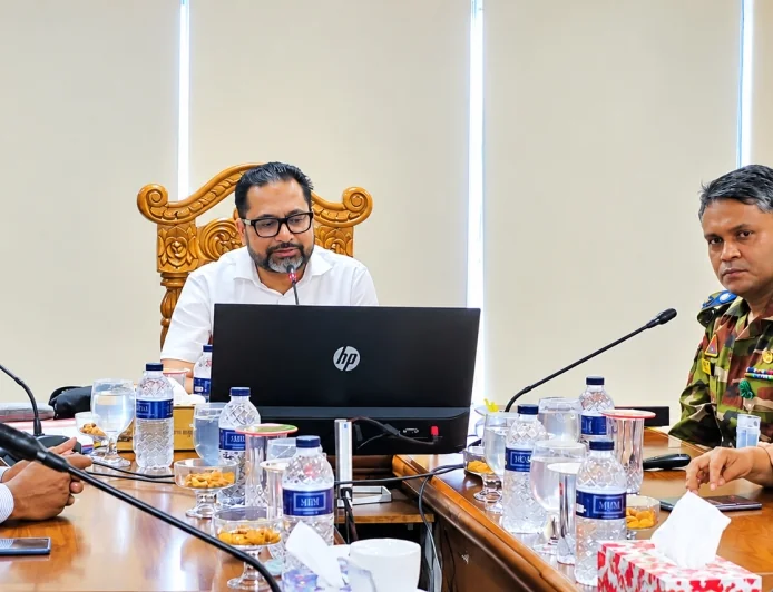 কক্সবাজারের উন্নয়ন পরিকল্পনা নিয়ে প্রতিমন্ত্রীর মতবিনিময়, প্রকল্প পরিদর্শন ও বৃক্ষরোপণ