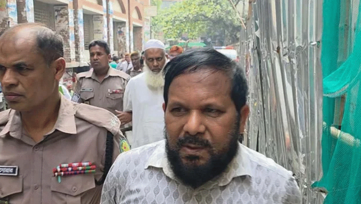 নিউগিনি প্রোপার্টিজে হামলা: জামায়াত এমপির জামাতাসহ ৩ জন রিমান্ডে