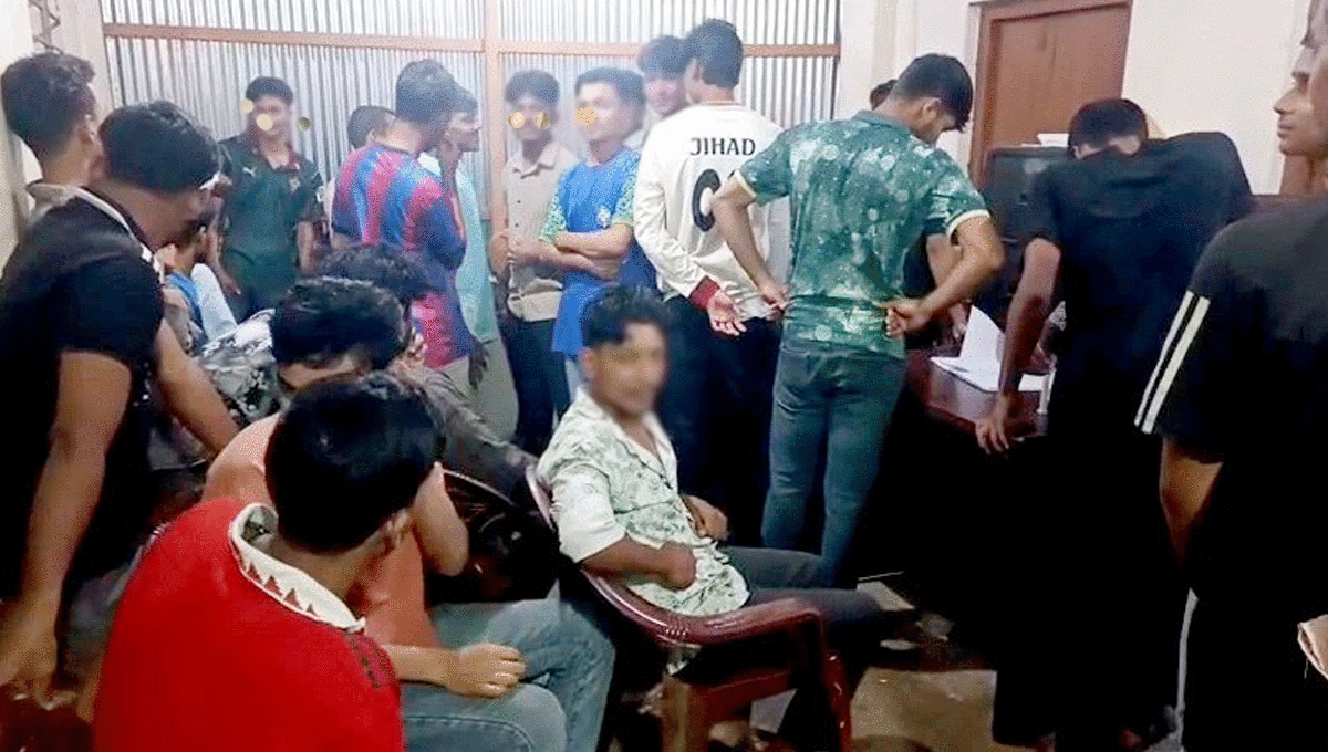 লক্ষ্মীপুরে কিশোর গ্যাংবিরোধী অভিযানে ৯৯ জন আটক